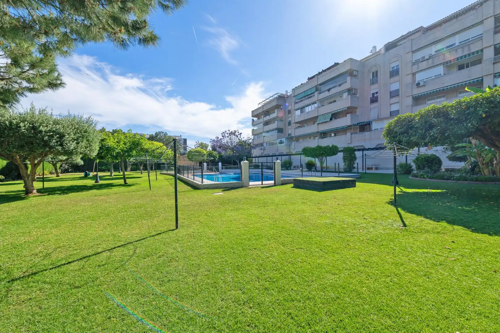 Schwimmbecken von Wohnung zum Verkauf in Málaga mit Terrasse, Abstellraum und Gemeinschaftspool