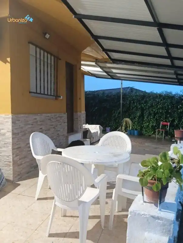 Casa o chalet en venta en Calle ROZAS LAS, Carretera de Sevilla - Los Montitos