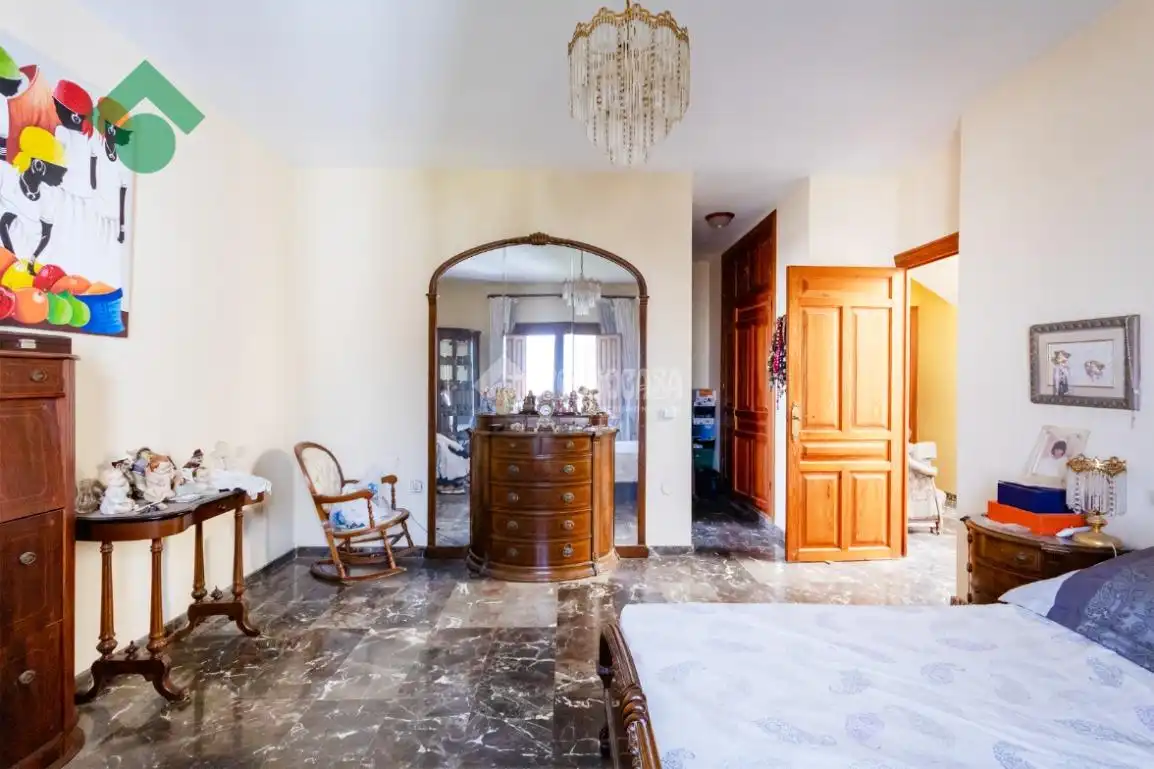 Casa adosada en venta en Nerja con Jardín privado