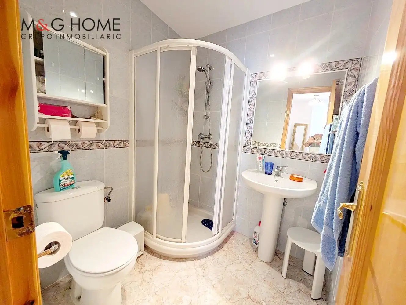 Badezimmer von Maisonette zum Verkauf in Nerja mit Terrasse, Abstellraum und Möbliert