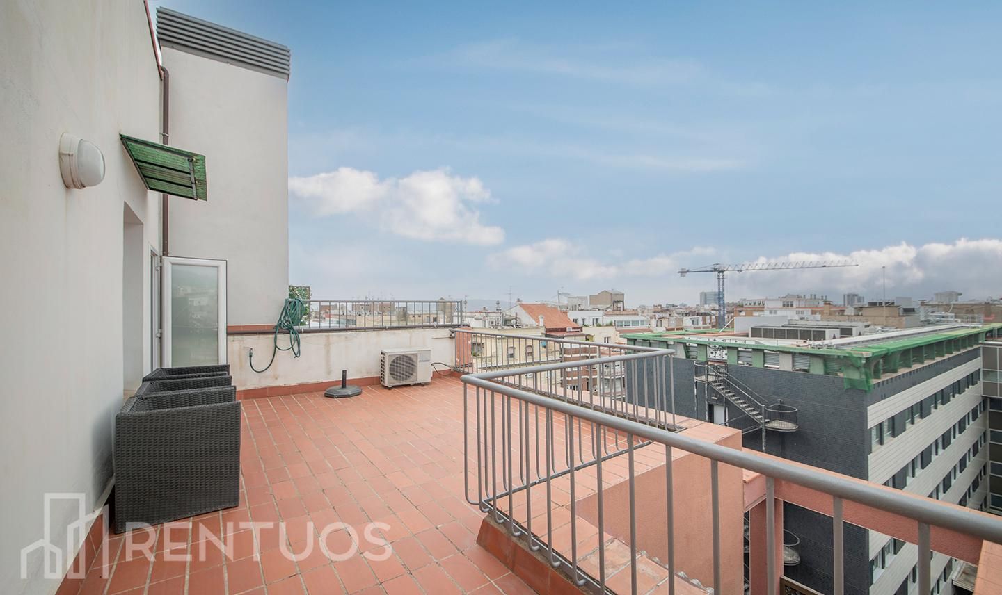 Terrassa de Dúplex de lloguer en  Barcelona Capital amb Aire condicionat, Parquet i Terrassa