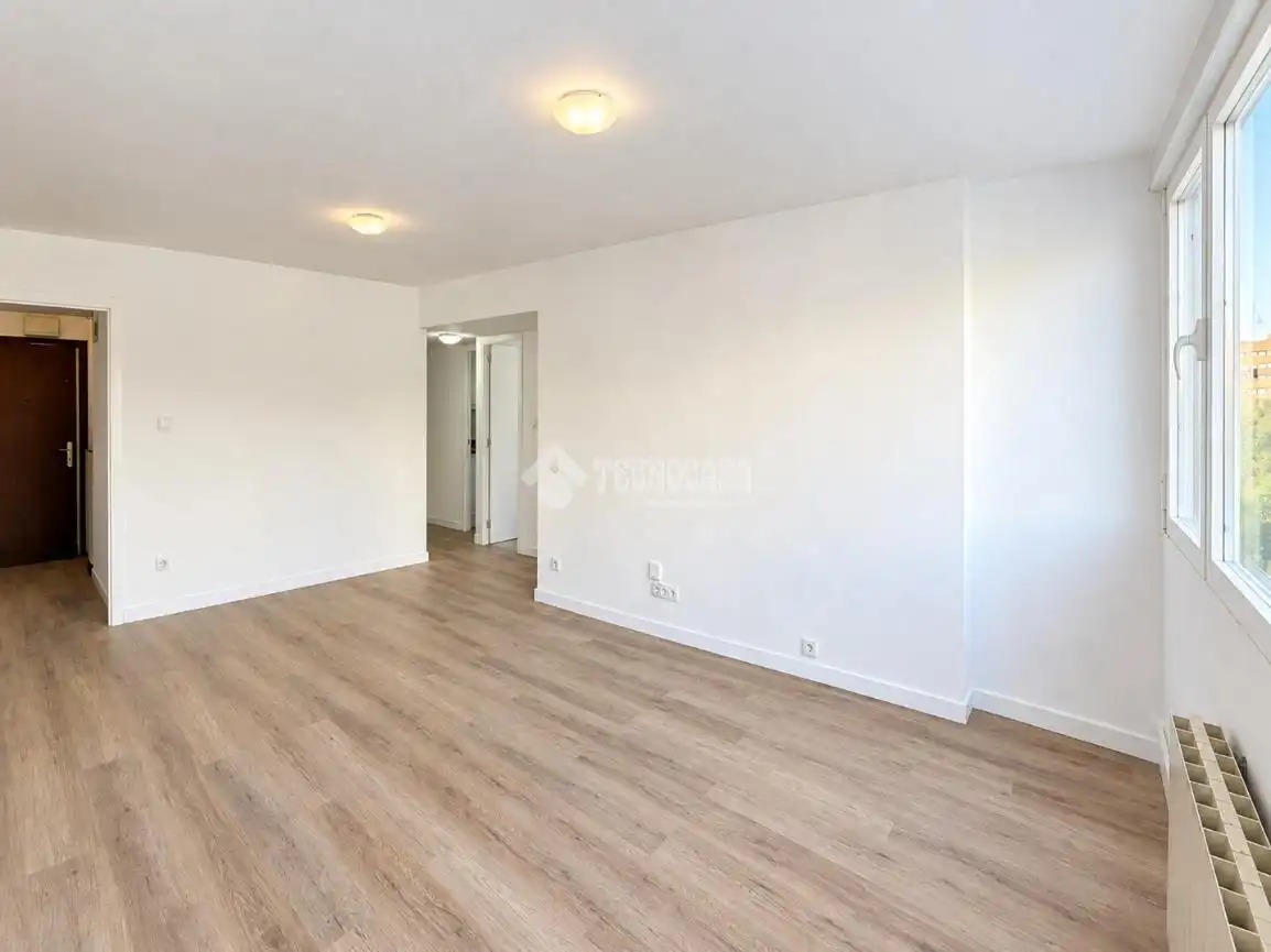 Bedroom of Flat for sale in Fuencarral - El Pardo