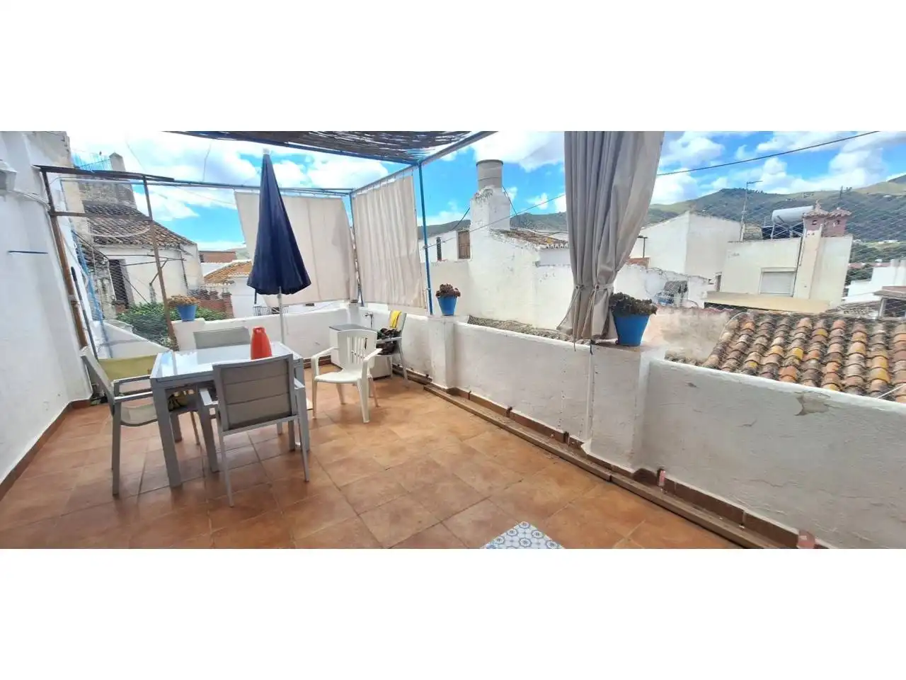 Vista exterior de Casa o chalet en venta en Benamargosa con Aire acondicionado y Terraza