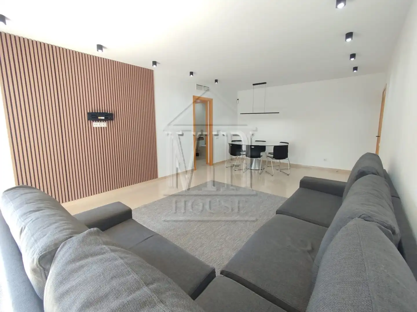 Living room of Flat for sale in Badalona  with Air Conditioner, Heating and Furnished