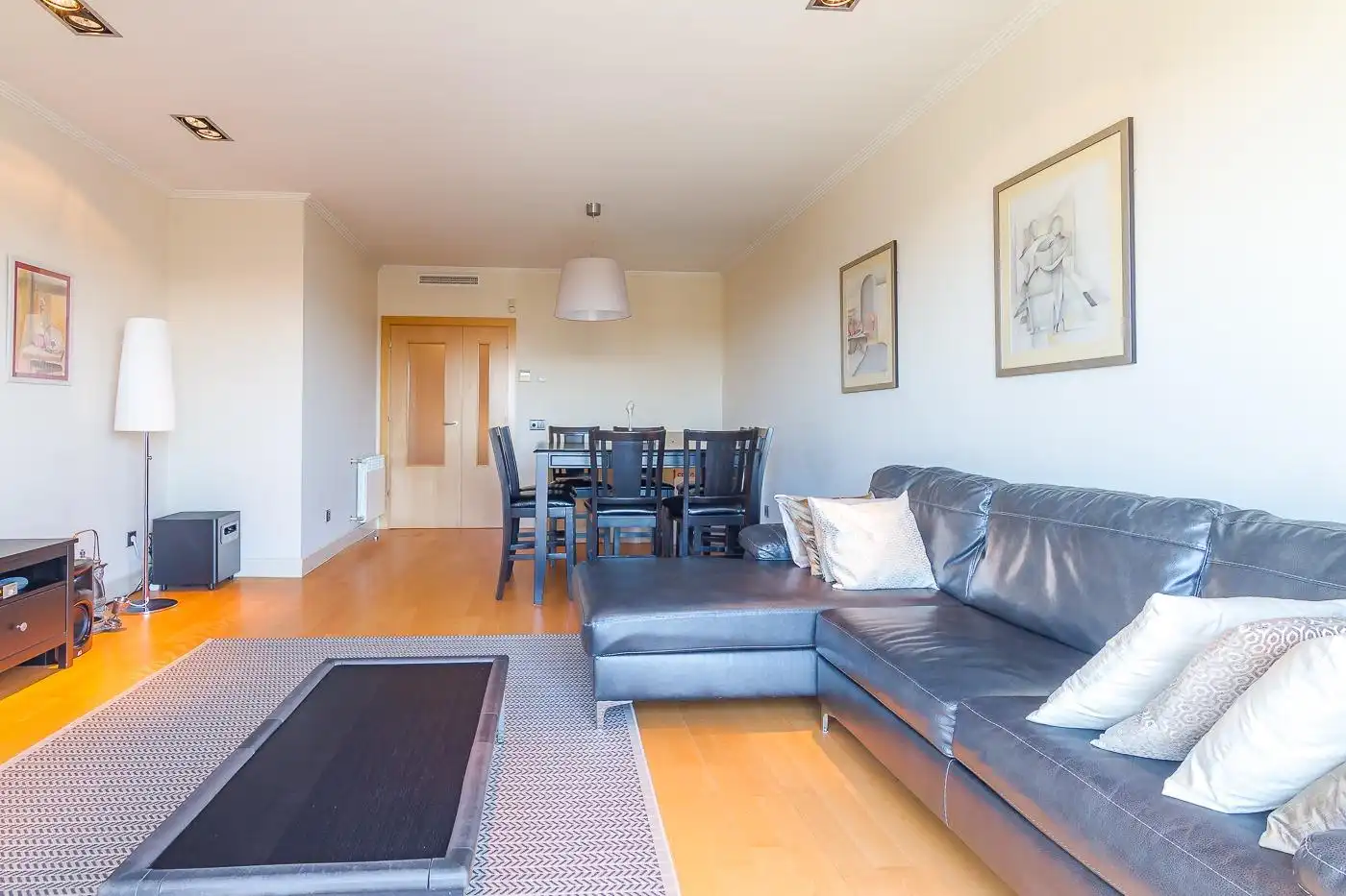 Sala de estar de Piso en venta en Madrid con Aire acondicionado, Calefacción y Jardín privado