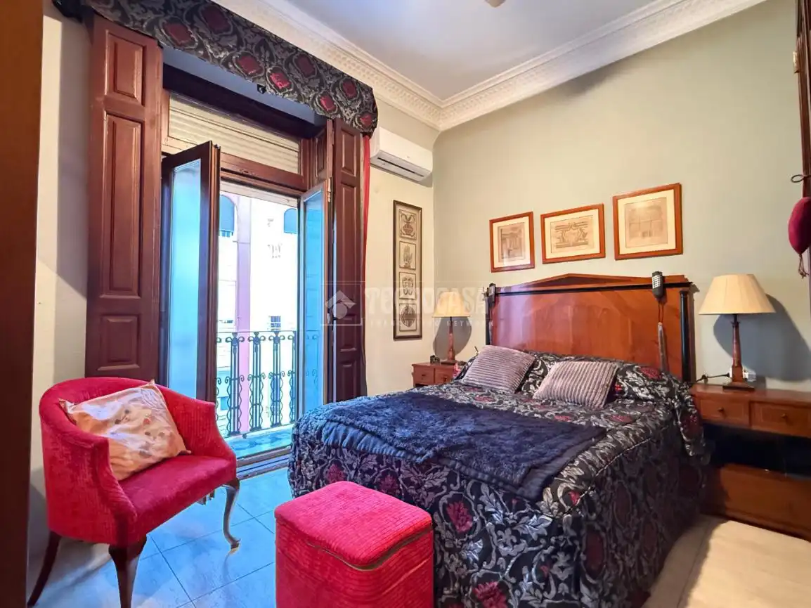 Habitación de Piso en venta en Valencia con Aire acondicionado, Calefacción y Amueblado