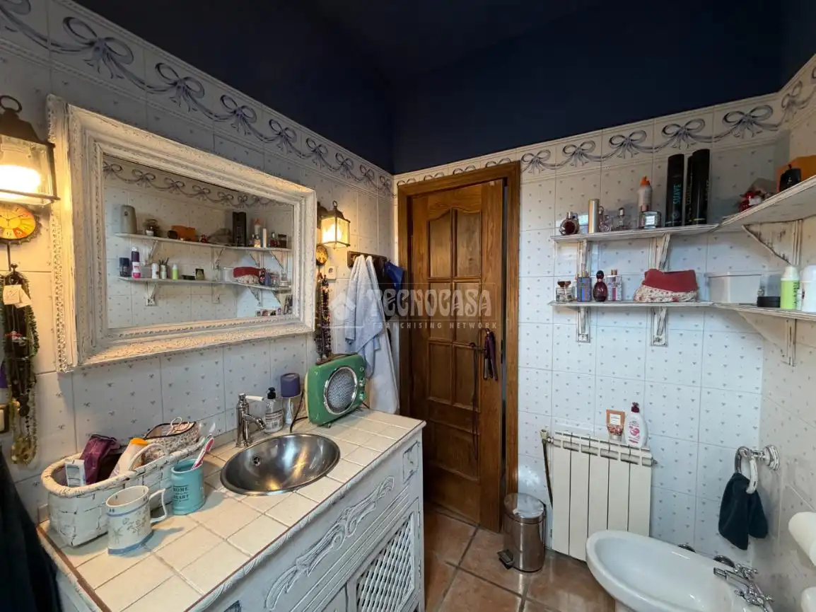 Bathroom of Houses for sale in Valdetorres de Jarama  with Heating, Private garden and Swimming Pool