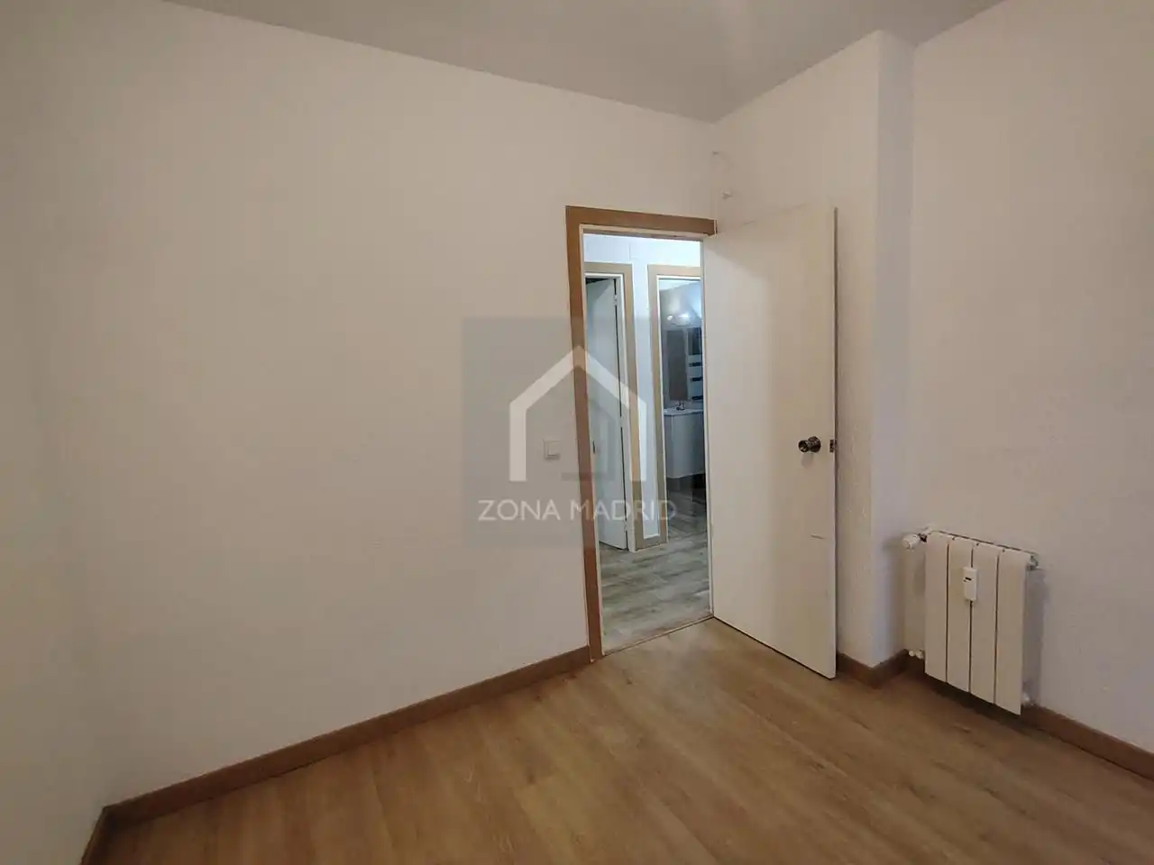 Habitación de Piso en venta en Madrid con Terraza
