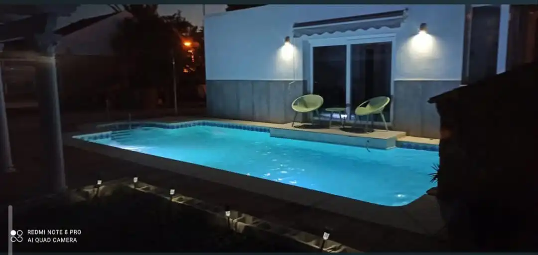 Villa mit Pool zur Miete in Calle Saturno 11