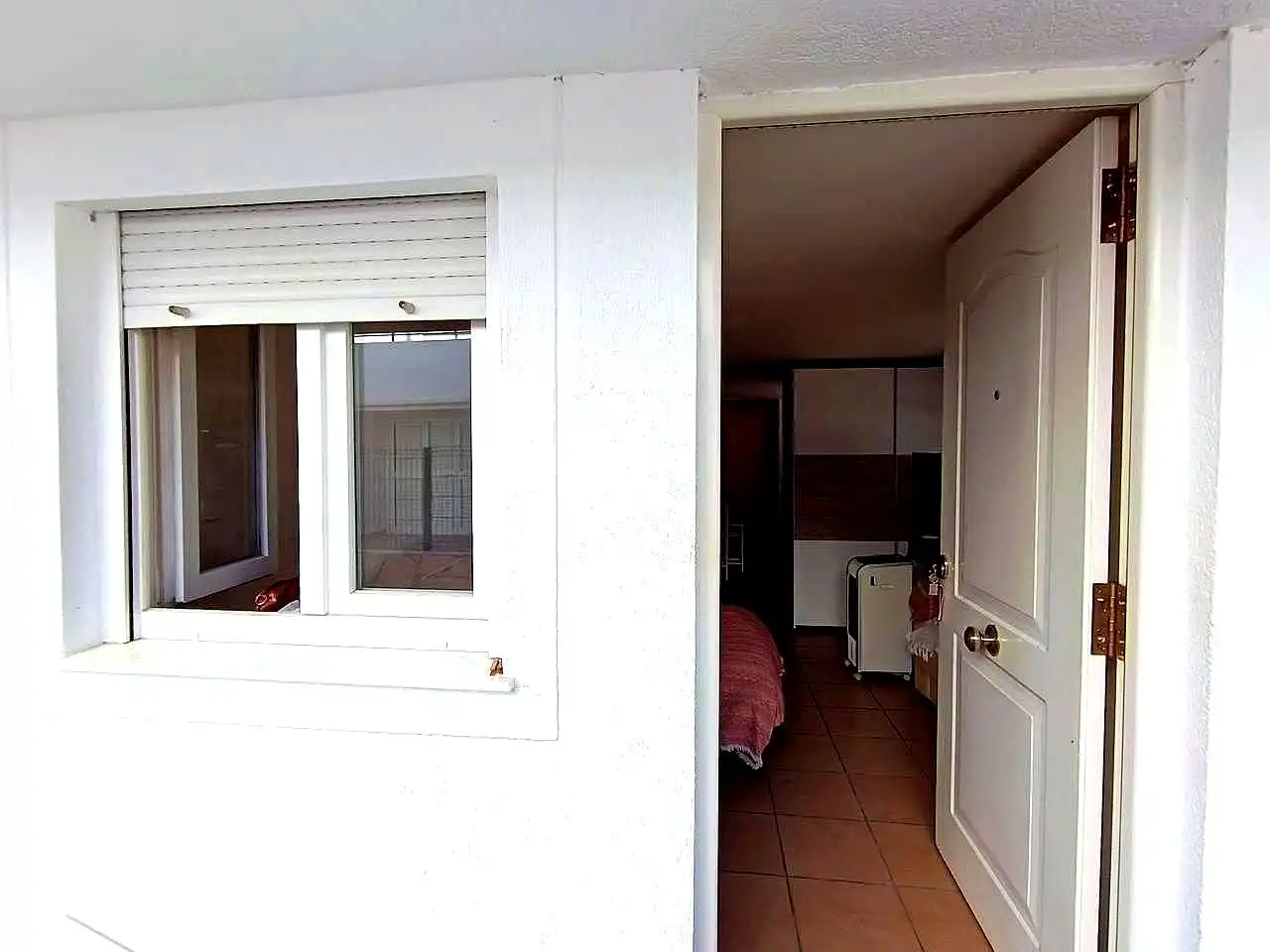 Dormitori de Apartament en venda en Oliva amb Aire condicionat, Terrassa i Traster