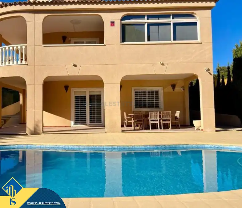 Chalet con piscina en venta en Los Balcones - Los Altos, imagen 16
