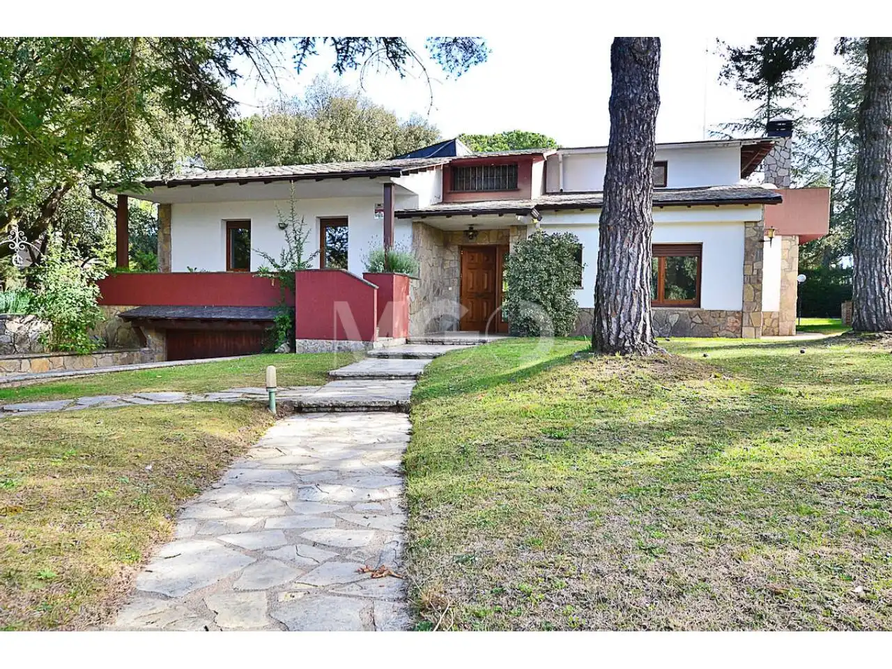 Garten von Haus oder Chalet zur Miete in Seva mit Heizung, Privatgarten und Terrasse