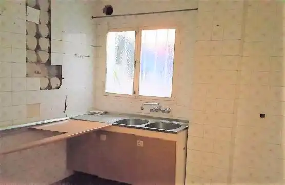 Piso en venta en AGUA, 28, Baza