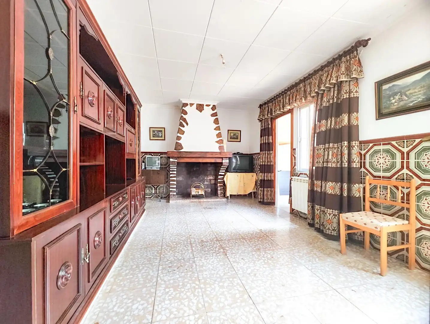 Sala d'estar de Casa o xalet en venda en Puertollano amb Calefacció, Traster i Moblat
