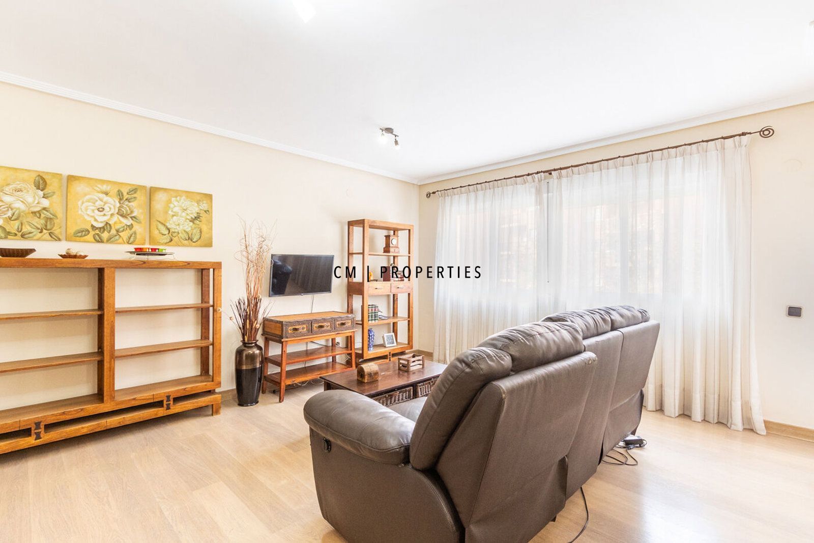 Exterior view of Flat to rent in  Valencia Capital  with Air Conditioner, Heating and Parquet flooring