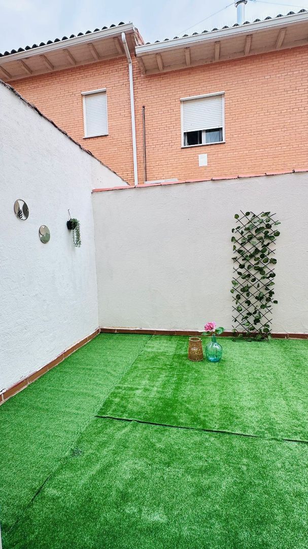 Terrace of House or chalet for sale in Ciruelos  with Air Conditioner, Heating and Furnished