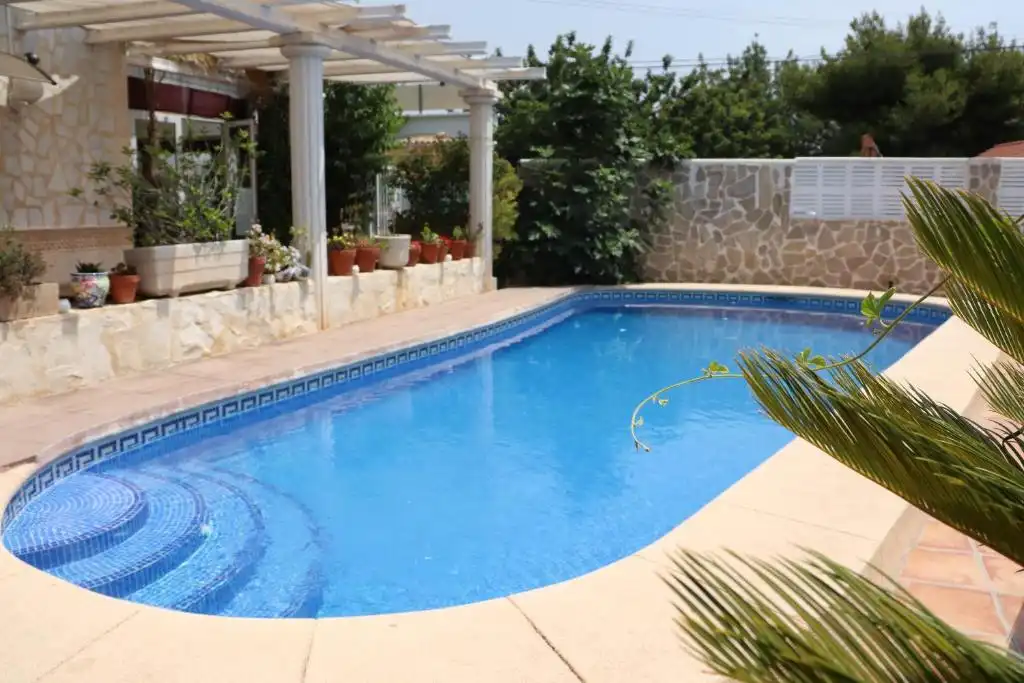 Piscina de Edifici en venda en Calpe / Calp