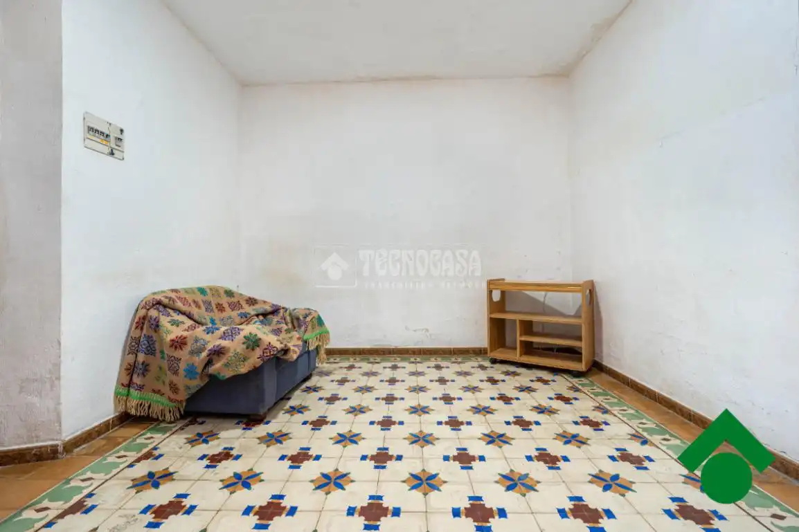 Casa adosada en venda en Láchar
