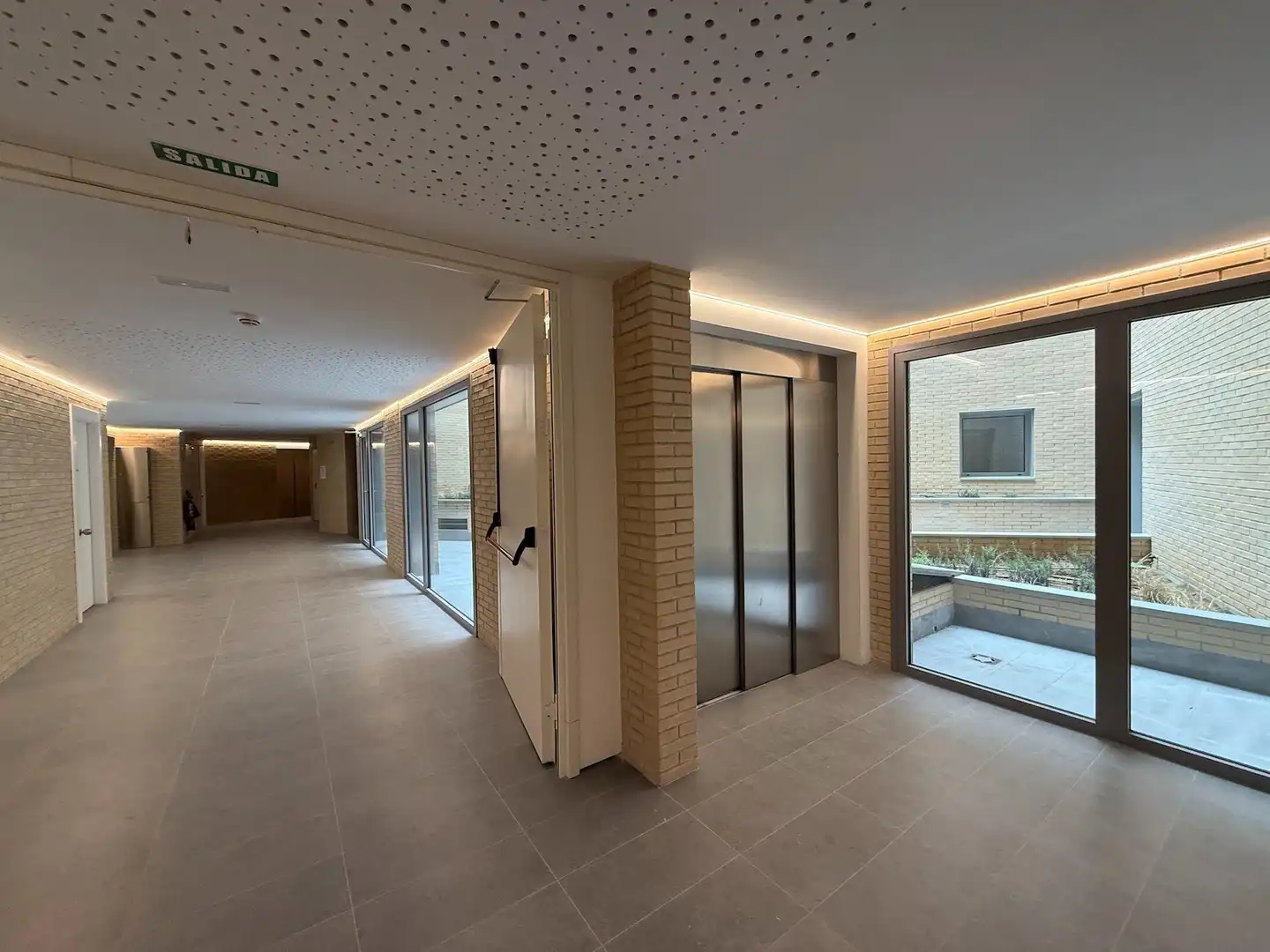 Ático en venta en Zaragoza con Calefacción, Terraza y Trastero