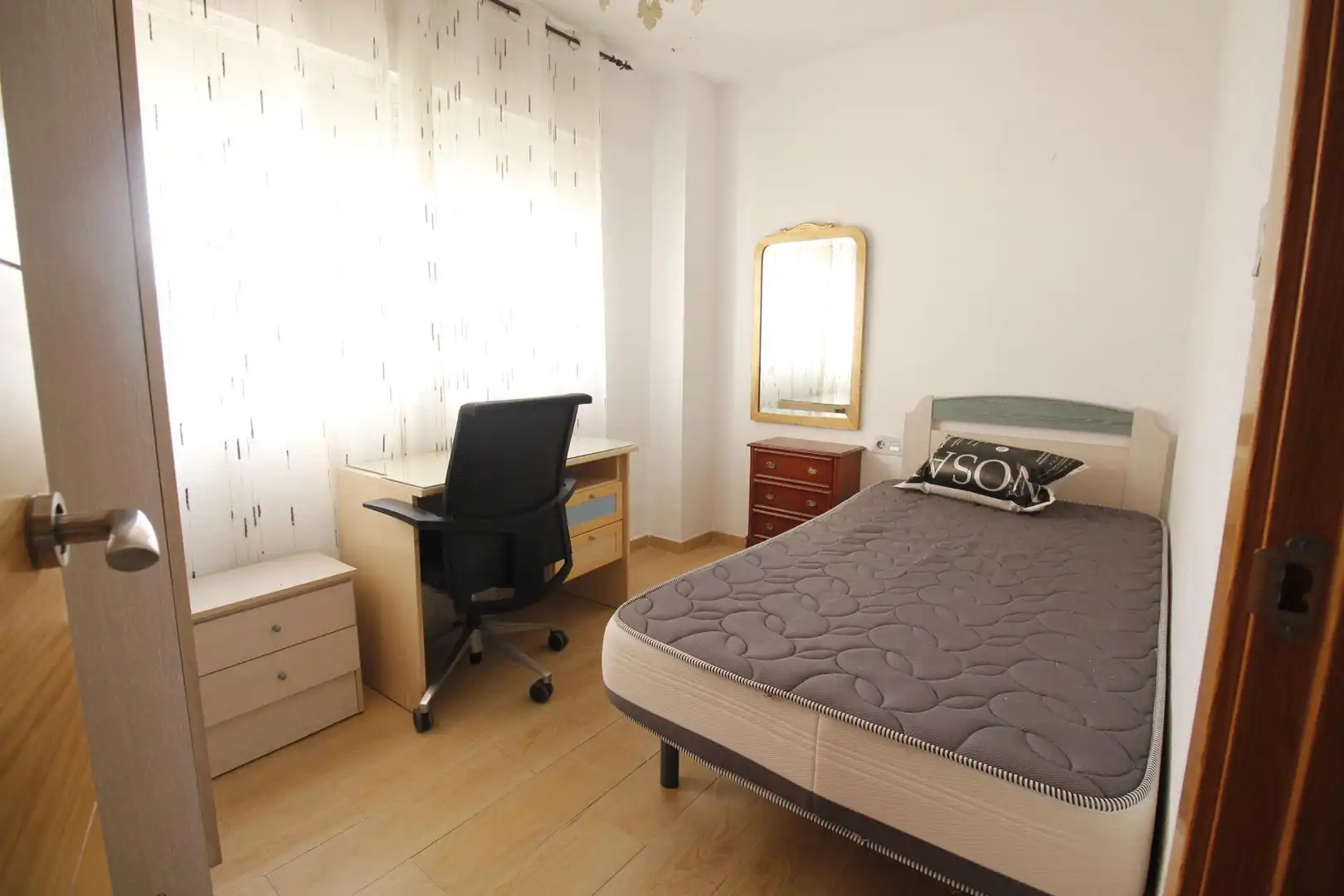 Flat for rent in Barrio de Zaidín
