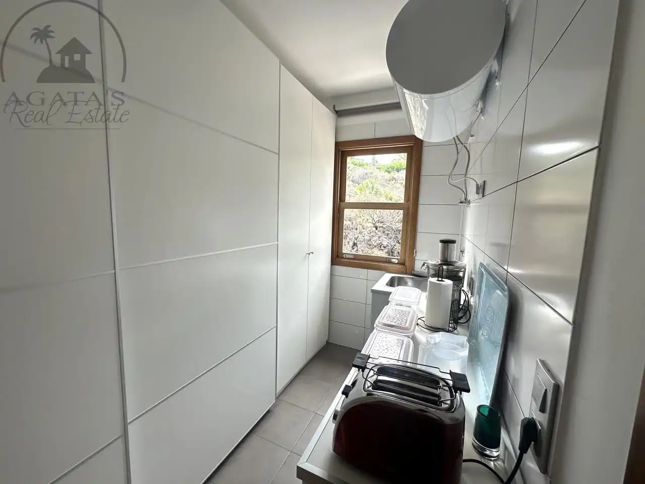 Cuina de Casa o xalet en venda en Buenavista del Norte amb Jardí privat i Terrassa