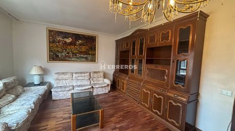 Foto 4 de Piso en venta en Pio XII, Gran Via, Logroño
