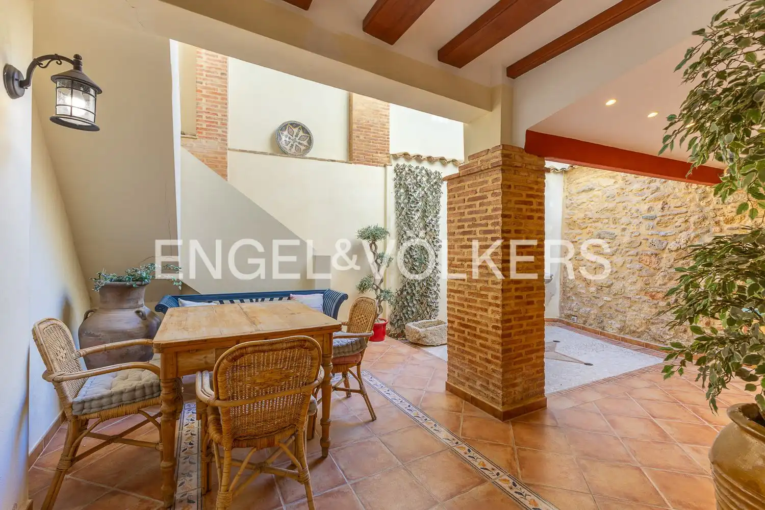 Vista exterior de Casa o xalet en venda en Xàtiva amb Aire condicionat, Calefacció i Terrassa