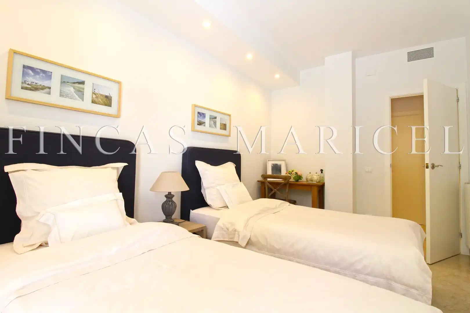Schlafzimmer von Wohnung zum Verkauf in Sitges mit Klimaanlage, Heizung und Terrasse