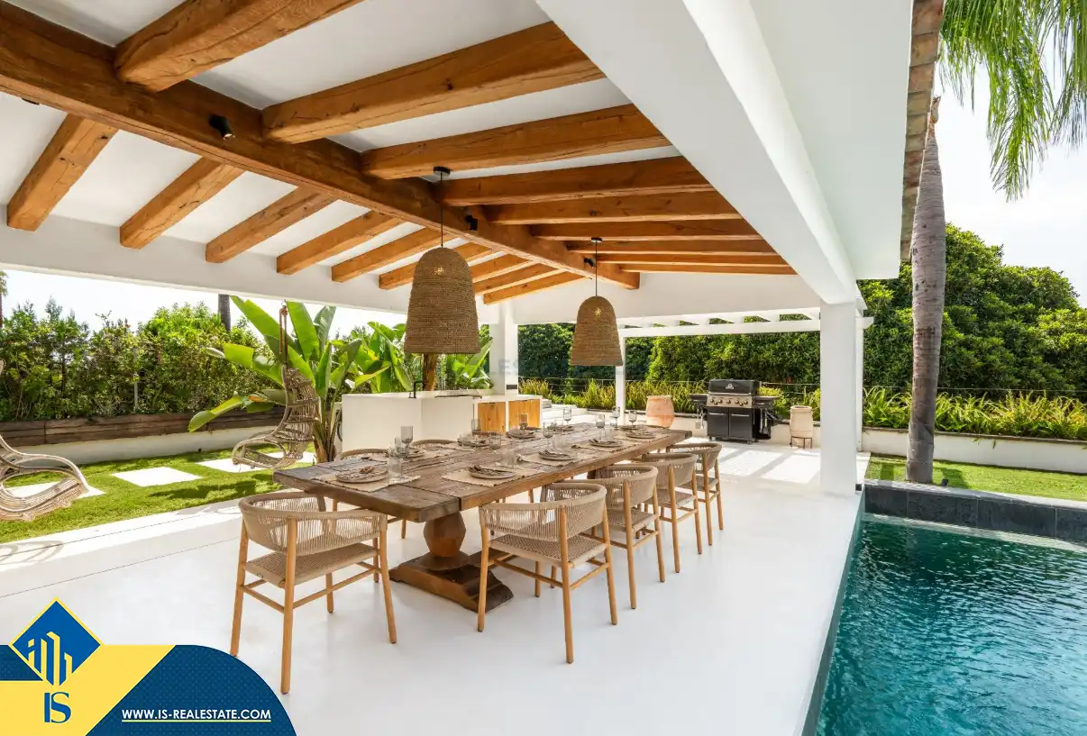 Chalet con piscina en venta en Nueva Andalucía, imagen 4