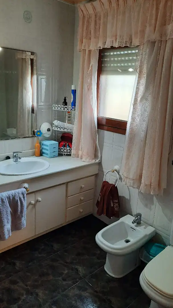 Bany de Casa o xalet en venda en Vinaròs amb Calefacció, Jardí privat i Terrassa