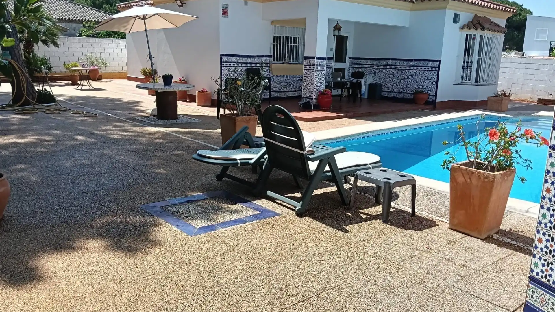 Swimming pool of Houses for sale in Chiclana de la Frontera  with Air Conditioner and Furnished