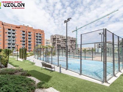 Piscina de Estudi de lloguer en  Granada Capital amb Aire condicionat, Calefacció i Terrassa