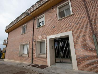 Vista exterior de Pis en venda en Villanubla amb Calefacció, Parquet i Terrassa