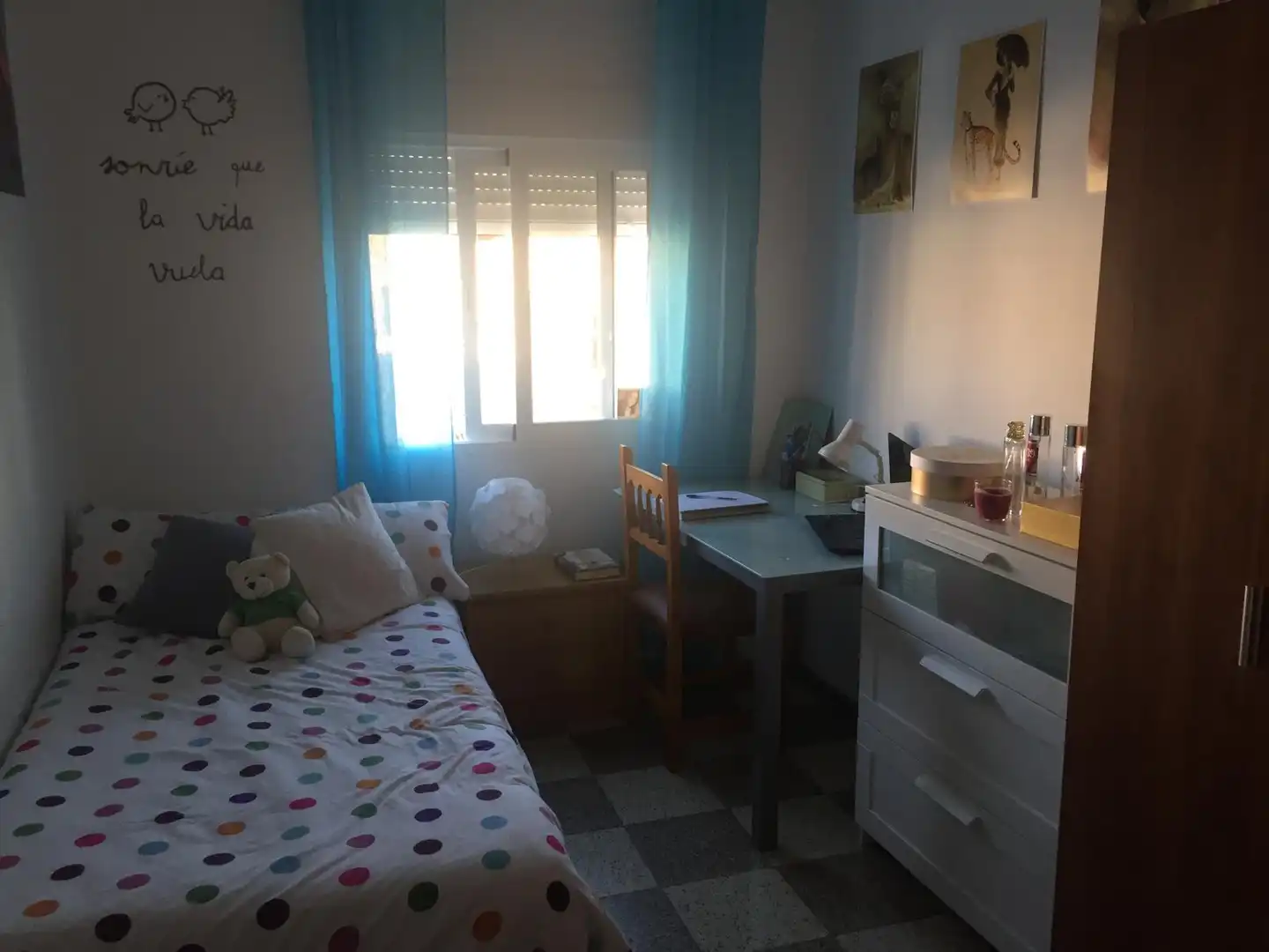 Dormitori de Àtic de lloguer en Granada amb Terrassa, Moblat i Rentadora