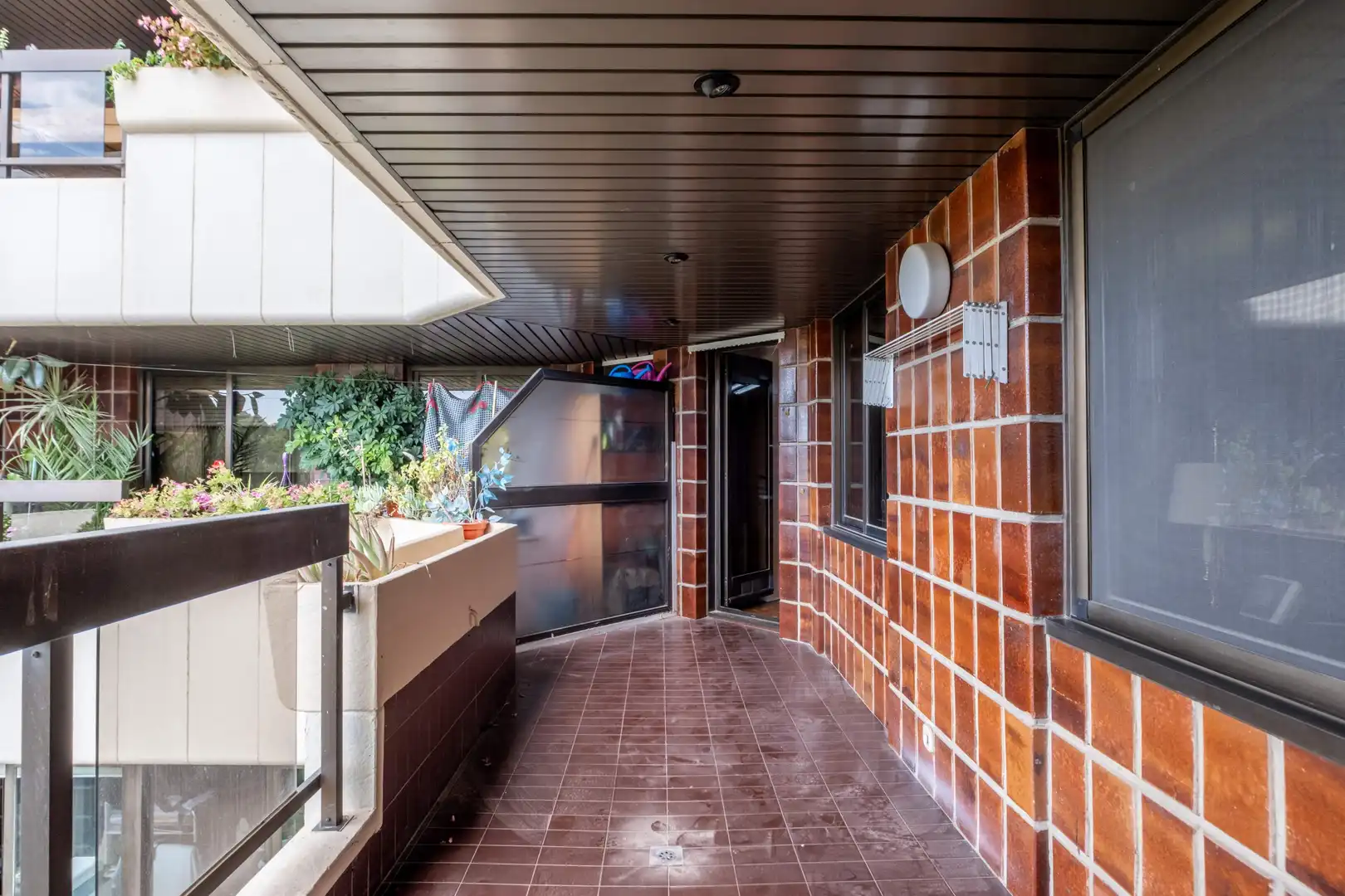 Wohnung zum Verkauf in Zaragoza mit Klimaanlage, Heizung und Parkett