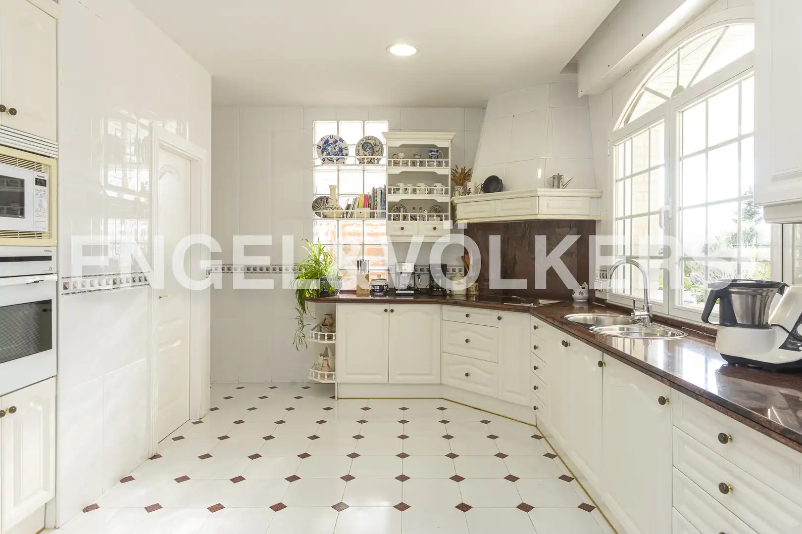 Houses for sale in Fontenebro - Altavista