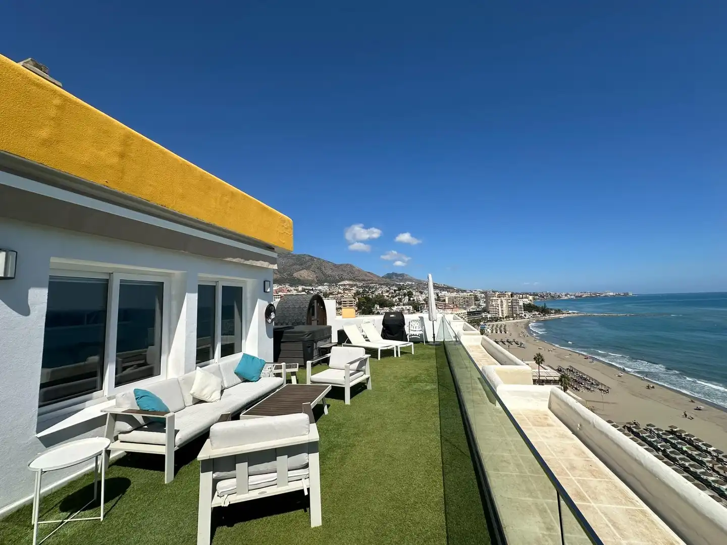 Penthouse mit Pool zur Miete in Playa de los Boliches