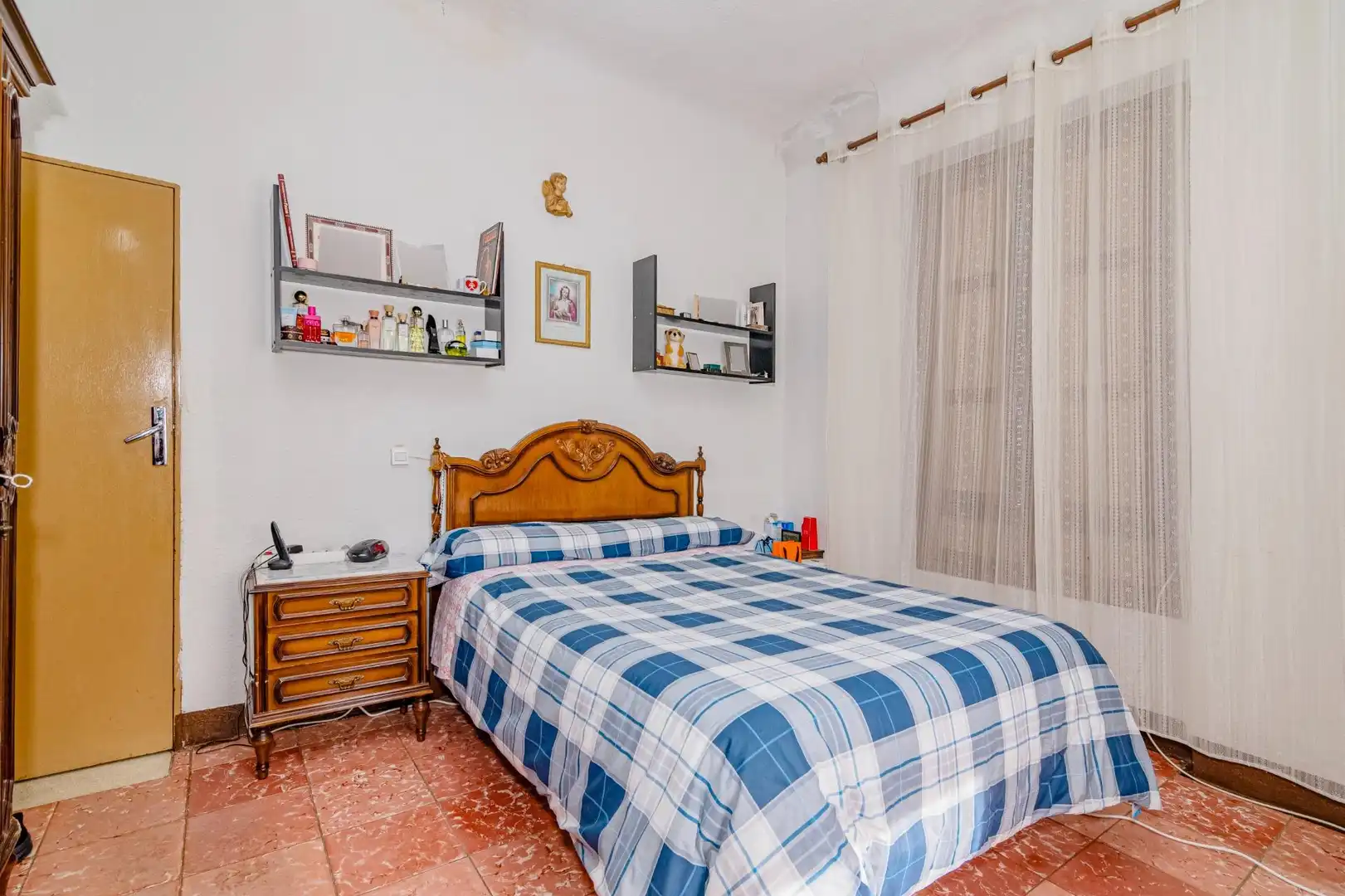 Dormitori de Casa adosada en venda en La Zubia amb Terrassa