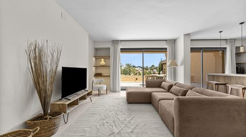 Foto 2 de Ático en venta en Nueva Atalaya, Estepona