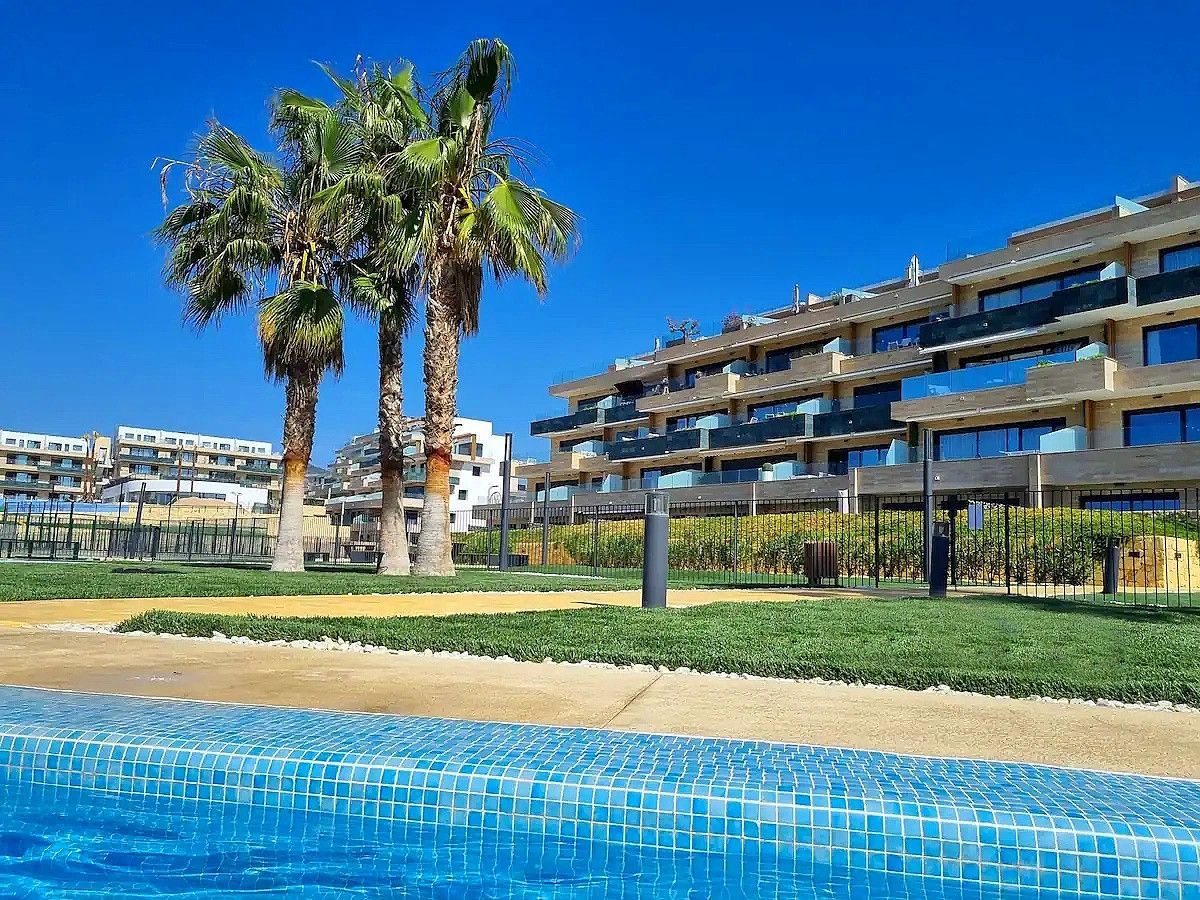 Vista exterior de Apartament de lloguer en Finestrat amb Aire condicionat, Calefacció i Terrassa