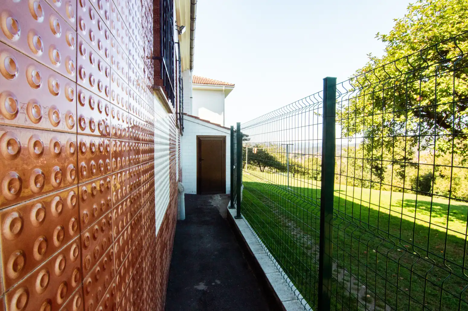 Exterior view of Houses for rent in San Claudio - Trubia - Las Caldas