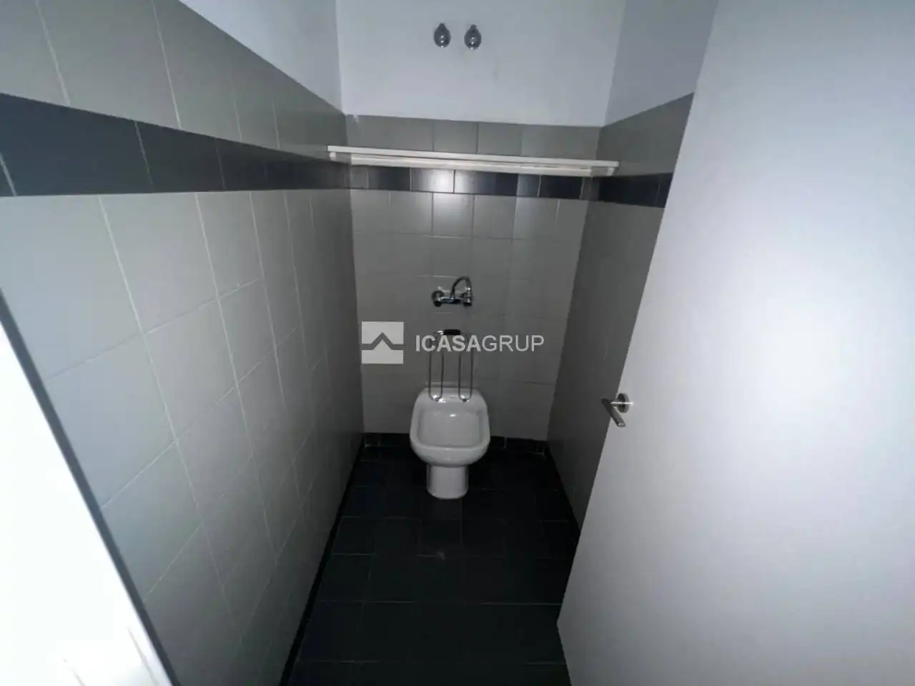 Local en venta en Avenida Catalunya, Centre - Estació