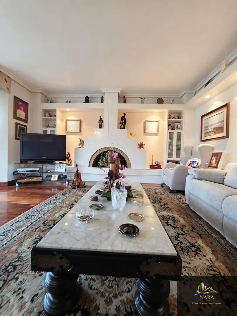 Living room of Houses for sale in Torrelavega   with Heating, Private garden and Parquet flooring