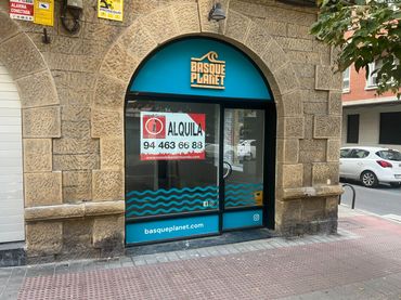 Locale commerciale in affitto a Bidearte Kalea 6