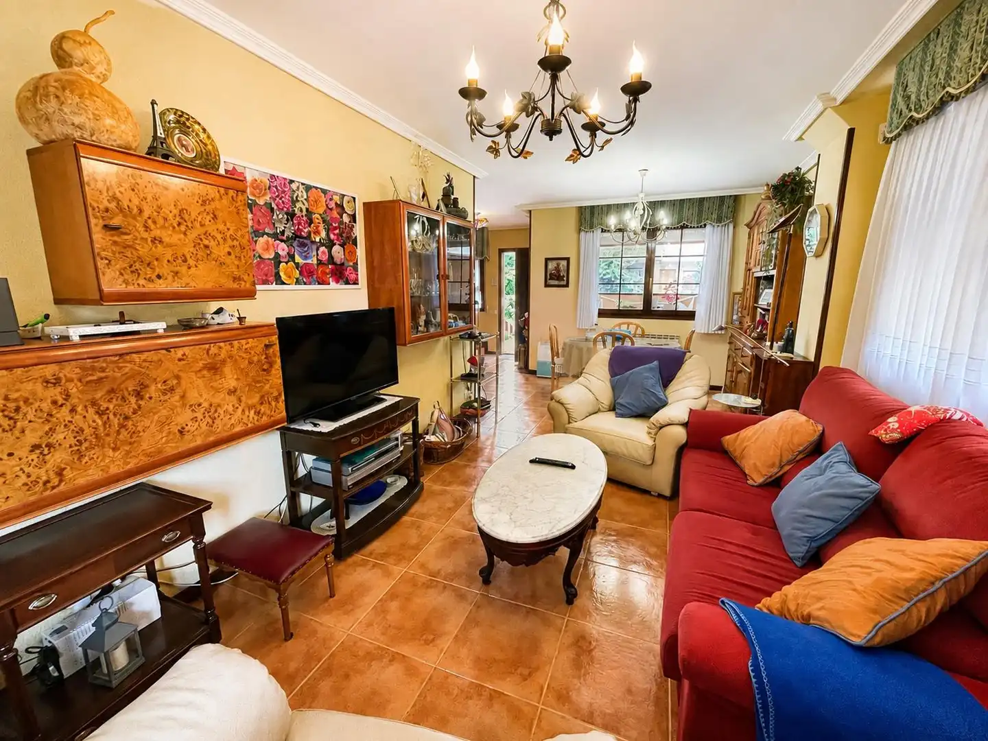 Living room of Houses for sale in Argoños   with Heating, Private garden and Community pool
