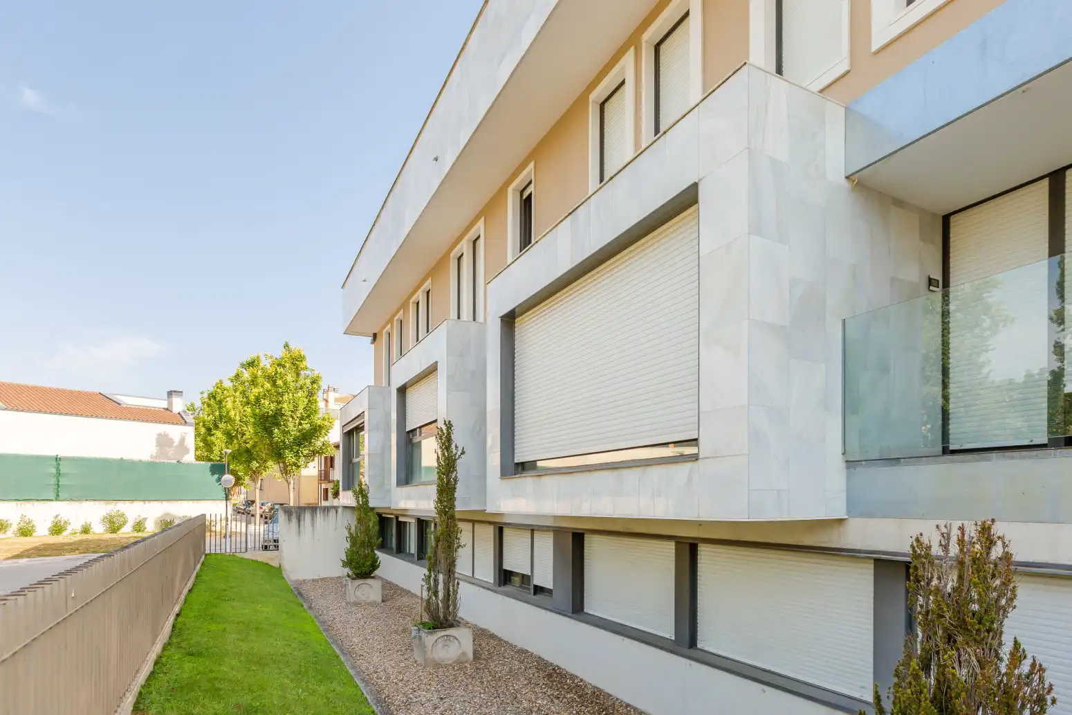 Vista exterior de Piso en venta en Aranguren con Calefacción, Parquet y Terraza