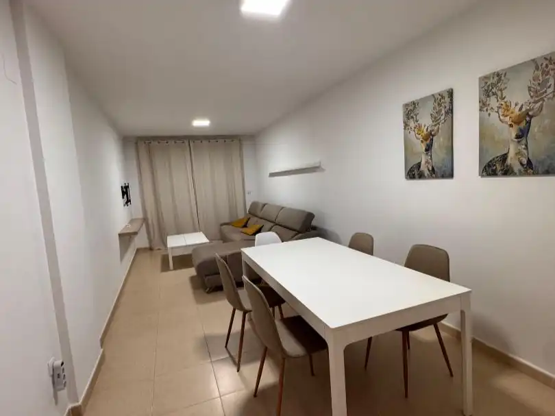 Flat with lift to rent in Avinguda dels Treballadors 40, imagen 3