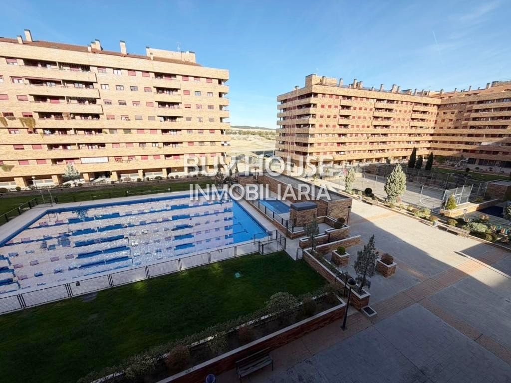 Vista exterior de Pis en venda en Seseña