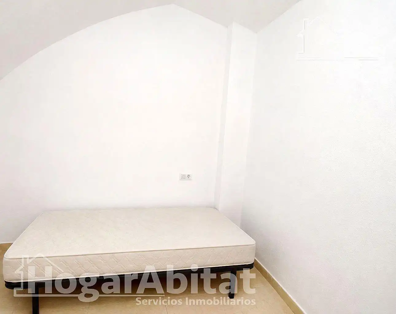 Bedroom of Houses for sale in Alzira  with Terrace and Balcony