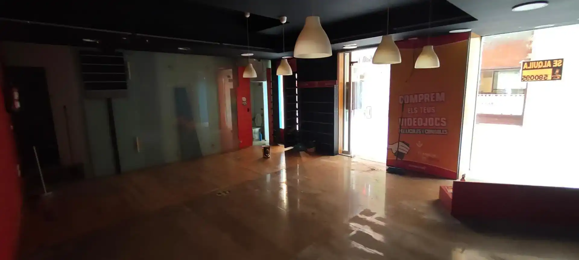 Commercial properties for rent in Centre